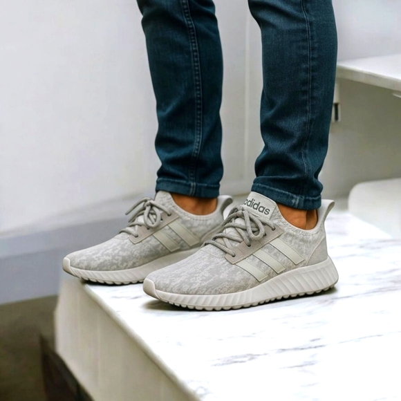 Adidas Men's Athleisure Kaptir 3.0 Sneaker Size 10 & 11 - Picture 1 of 11